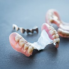 金属床義歯 イメージ